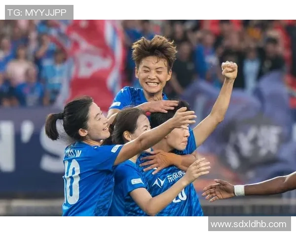 武汉足球队在锦标赛中的灵活性表现分析与战术探讨 武汉足球队在锦标赛中的灵活性表现分析与战术探讨