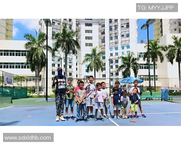 深圳网球队心理素质提升之路：热议网球背后的心态变革与成长