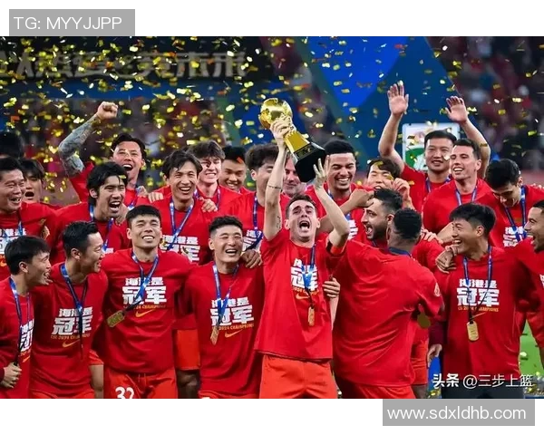 中国足球明星国脚的崛起与挑战：从青训到国际赛场的奋斗历程