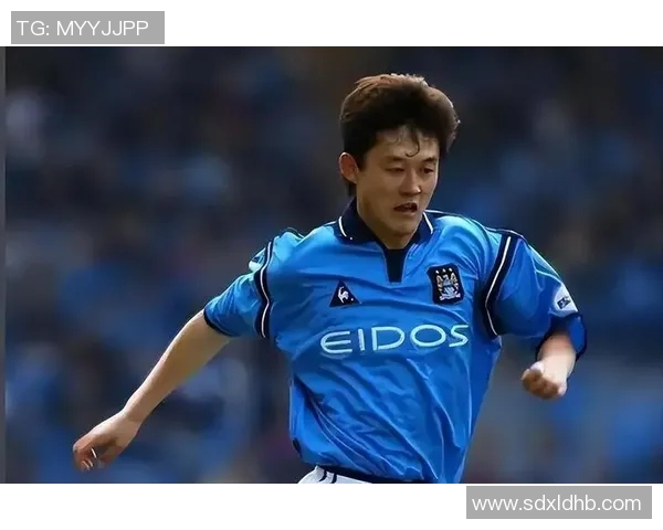 从贫困中崛起的足球明星们的奋斗故事与人生启示