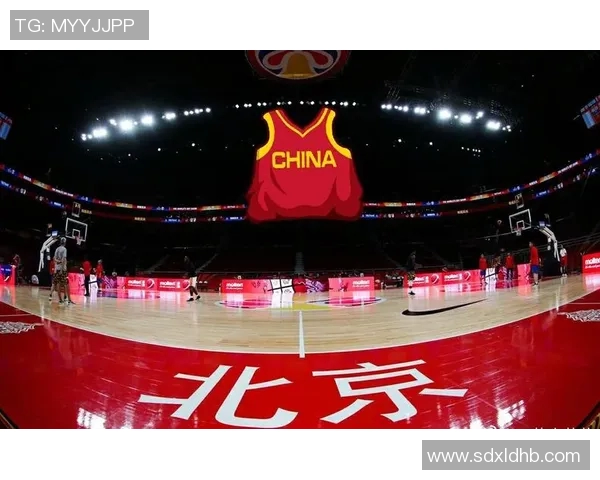 成都篮球队以73分领跑世界杯积分榜展现强大实力和团队合作精神 成都篮球队以73分领跑世界杯积分榜展现强大实力和团队合作精神