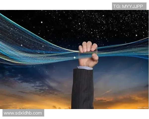 揭开最神秘的足球明星面纱探索他背后的传奇故事与不为人知的生活