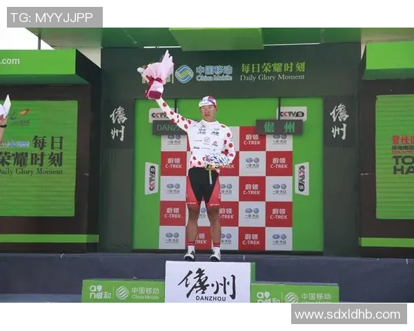 深圳羽毛球队在洲际杯上的拼搏历程与荣耀时刻回顾 深圳羽毛球队在洲际杯上的拼搏历程与荣耀时刻回顾